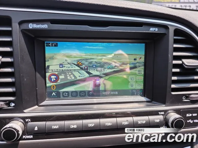 Hyundai Avante 2017 thumb 2
