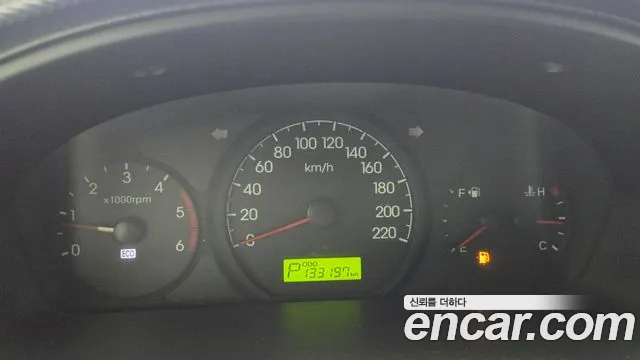 Hyundai Staria 2010 thumb 4
