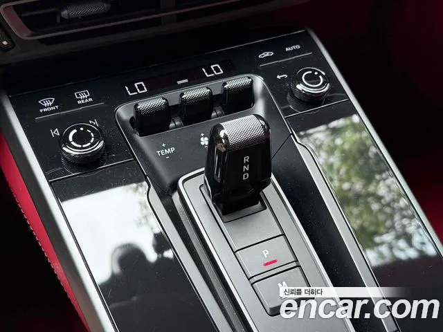 Porsche 911 2023 thumb 8