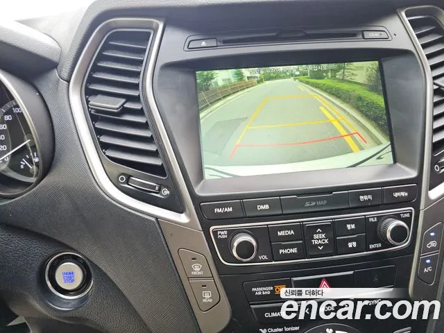 Hyundai Santafe 2017 thumb 7