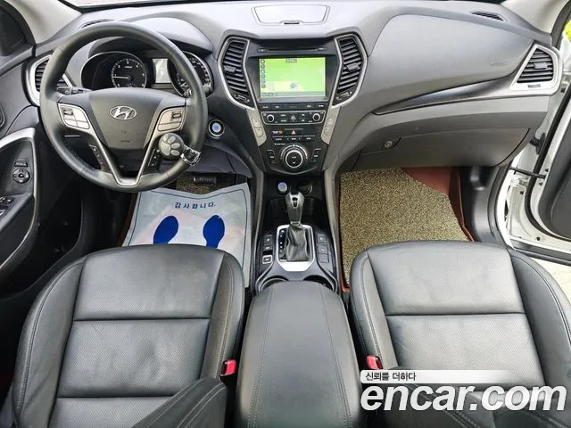 Hyundai Santafe 2017 thumb 3