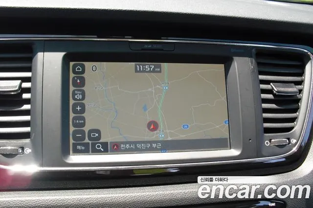 Kia Carnival 2019 thumb 12