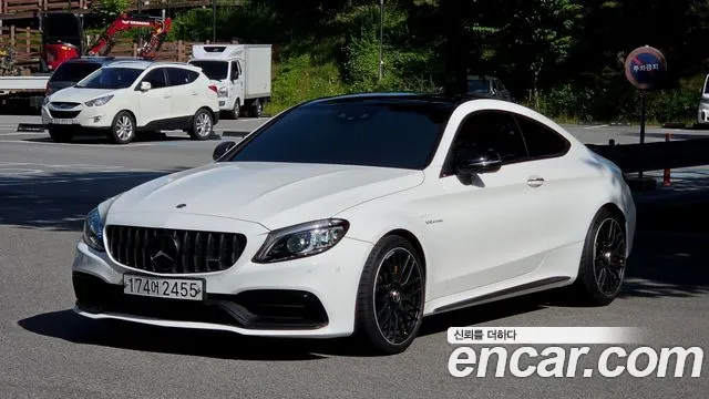 Mercedes-Benz C-Class 2020 thumb 3