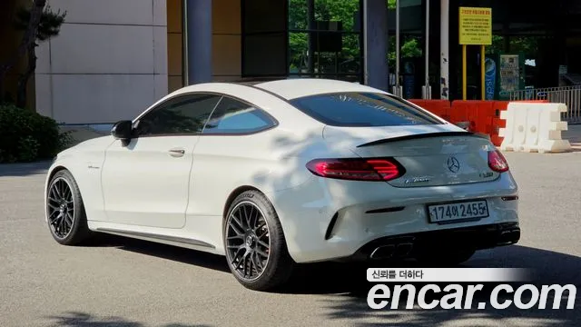 Mercedes-Benz C-Class 2020 thumb 5