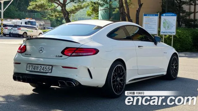 Mercedes-Benz C-Class 2020 thumb 7