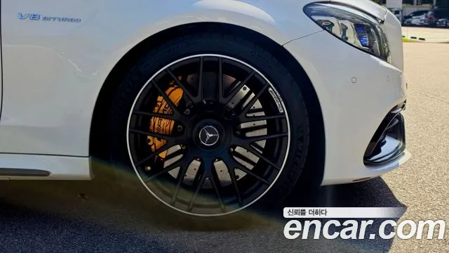 Mercedes-Benz C-Class 2020 thumb 9