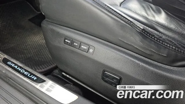 Hyundai Grandeur 2012 thumb 10