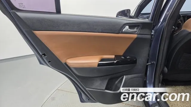 Kia Sportage 2019 thumb 5