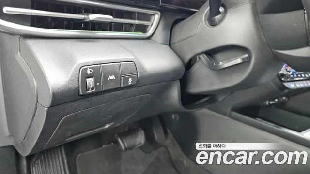 Hyundai Elantra 2021 thumb 3