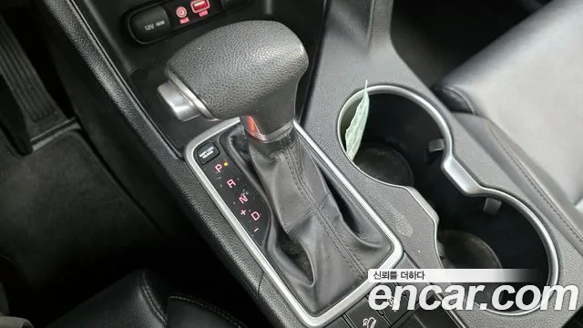 Kia Sportage 2016 thumb 6