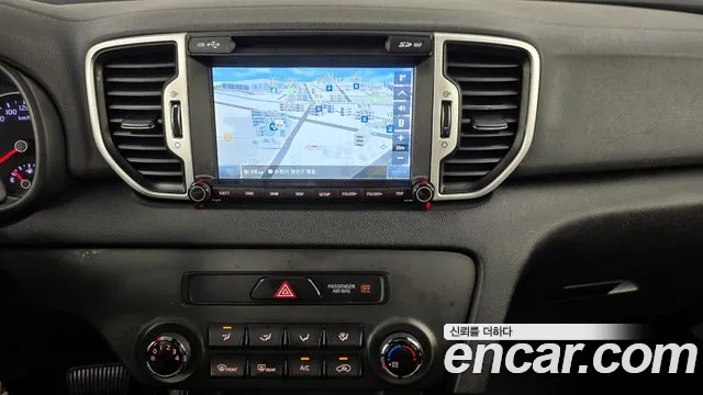 Kia Sportage 2016 thumb 8