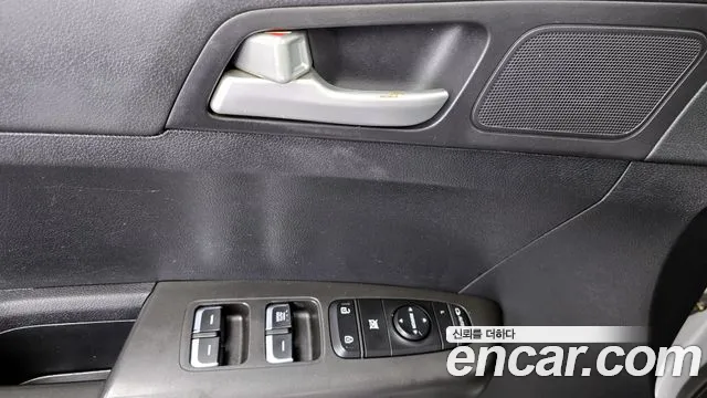 Kia Sportage 2016 thumb 5
