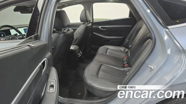 Hyundai (DN8) 2024 thumb 2