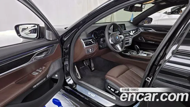 BMW 7 серии 2017 thumb 10