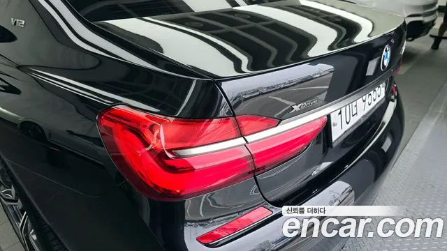 BMW 7 серии 2017 thumb 6