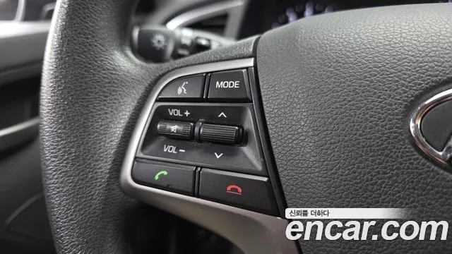 Hyundai Avante 2017 thumb 5