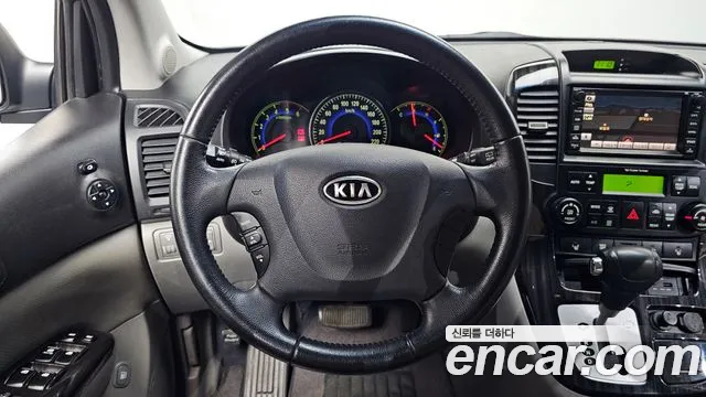 Kia Canival 2010 thumb 6