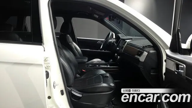KGM Rexton 2018 thumb 7