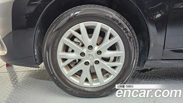 Renault SM3 2014 thumb 10