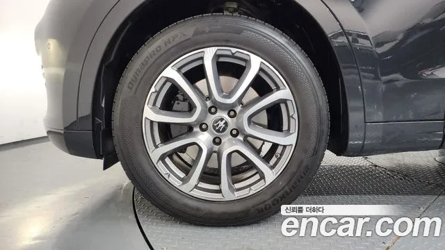 Maserati Levante 2022 thumb 4