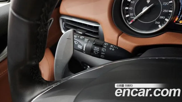Maserati Levante 2022 thumb 7