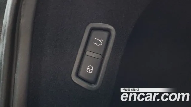 Maserati Levante 2022 thumb 6