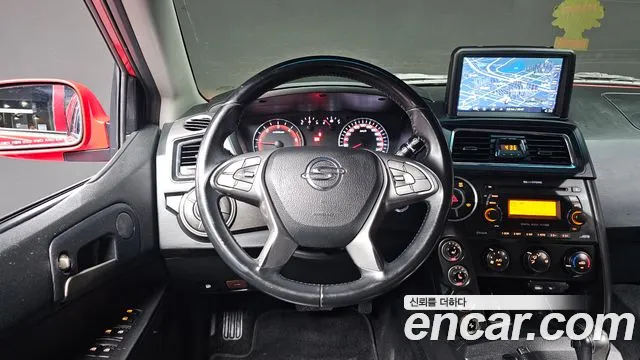 KGM Korando 2017 thumb 9