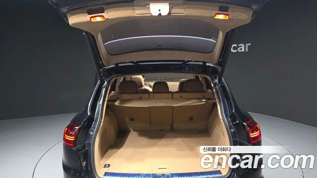 Porsche Cayenne 2015 thumb 6