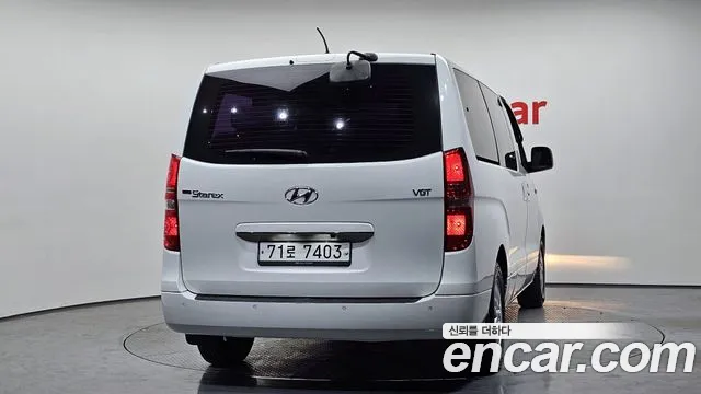 Hyundai Staria 2015 thumb 9