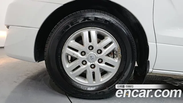 Hyundai Staria 2015 thumb 12