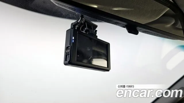Hyundai Staria 2015 thumb 4