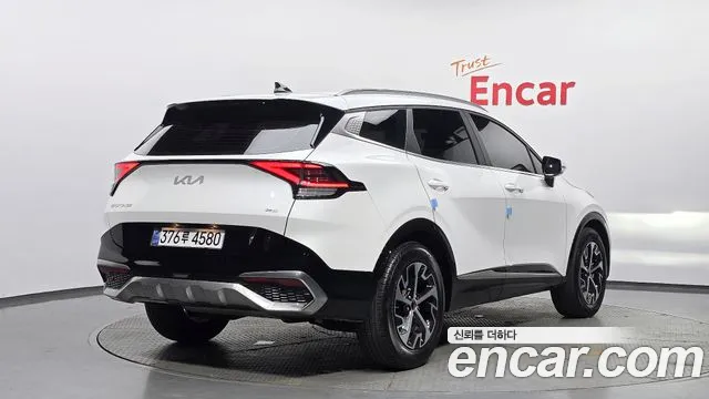 Kia Hybrid 2021 thumb 2