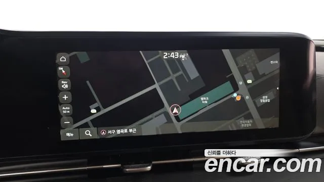 Kia Carnival 2021 thumb 2