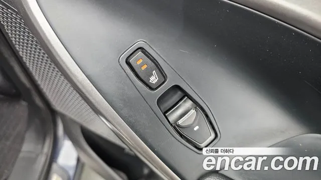 Hyundai Санта Фе 2014 thumb 4