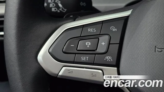 Volkswagen Golf Sportsvan 2024 thumb 3
