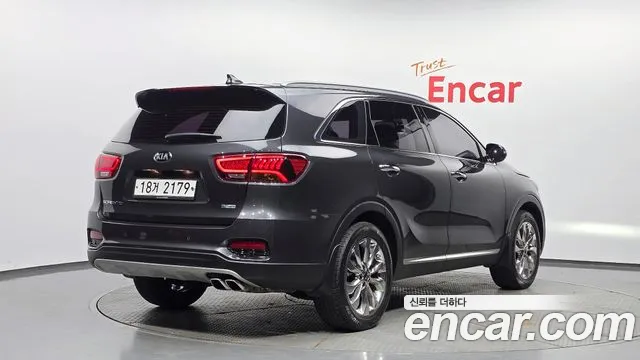 Kia Sorento 2018 thumb 11