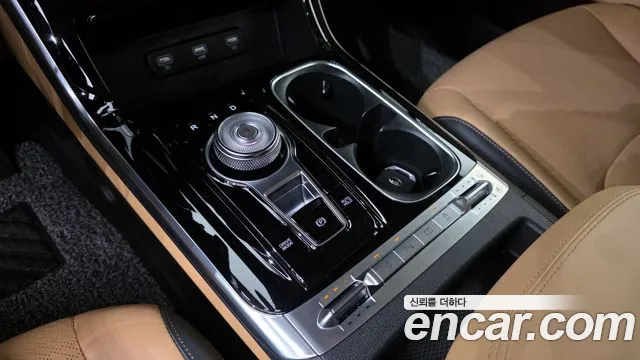 Kia Carnival 2021 thumb 9