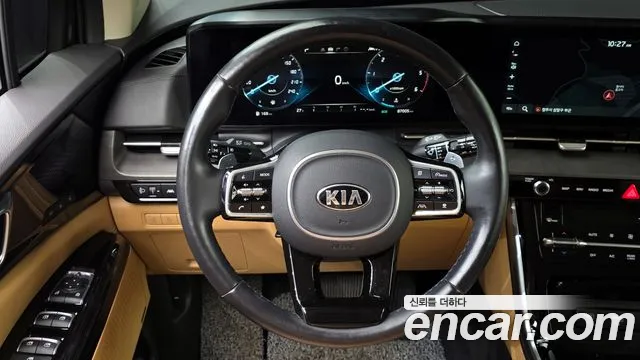 Kia Carnival 2021 thumb 2