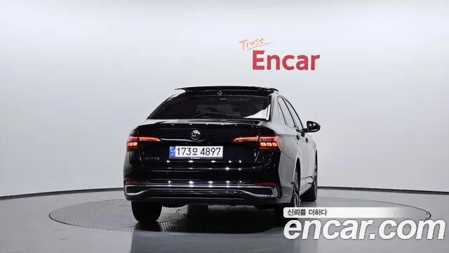 Volkswagen Jetta 2024 thumb 11