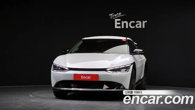 Kia EV6 2022 thumb 3