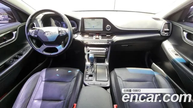 Hyundai Grandeur 2017 thumb 4