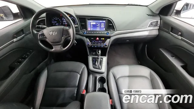Hyundai Avante 2016 thumb 4