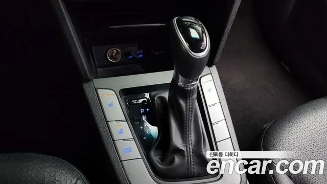 Hyundai Avante 2016 thumb 5