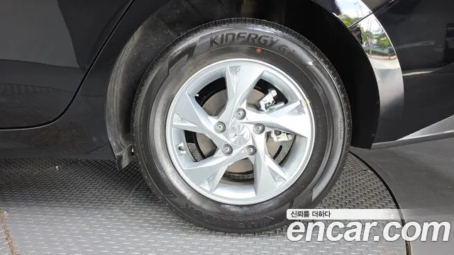 Hyundai Elantra 2022 thumb 11