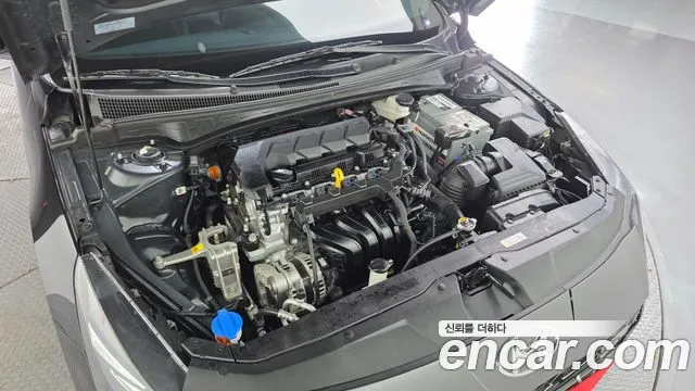 Hyundai Elantra 2022 thumb 7