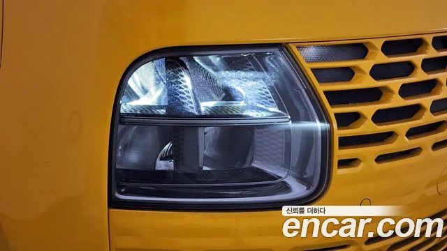 Hyundai Staria 2023 thumb 10