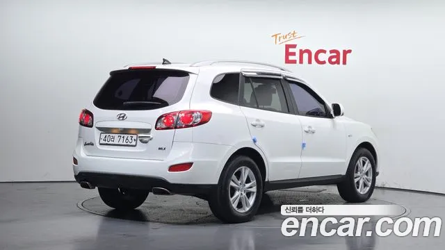 Hyundai Санта Фе 2011 thumb 12