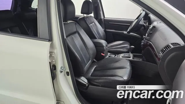 Hyundai Санта Фе 2011 thumb 10