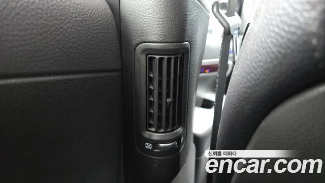 Hyundai Санта Фе 2011 thumb 2