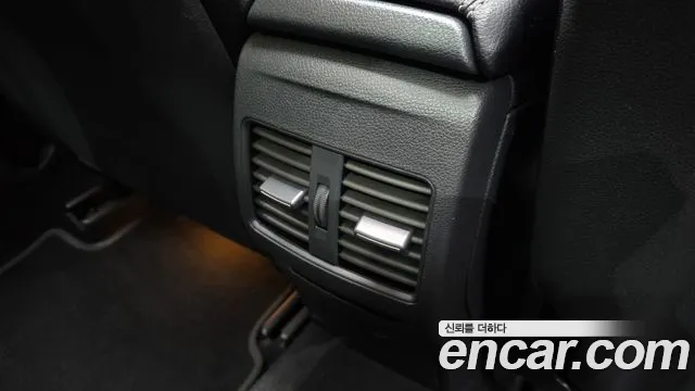 Mercedes-Benz A-Класс 2018 thumb 5
